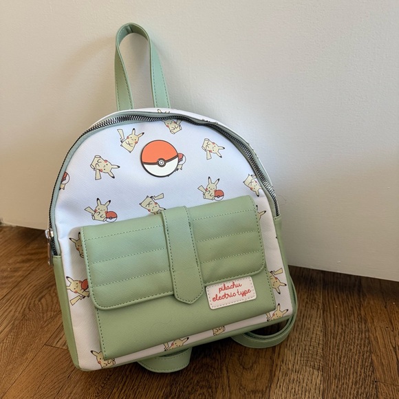Pokemon Handbags - Like new pikachu backpack